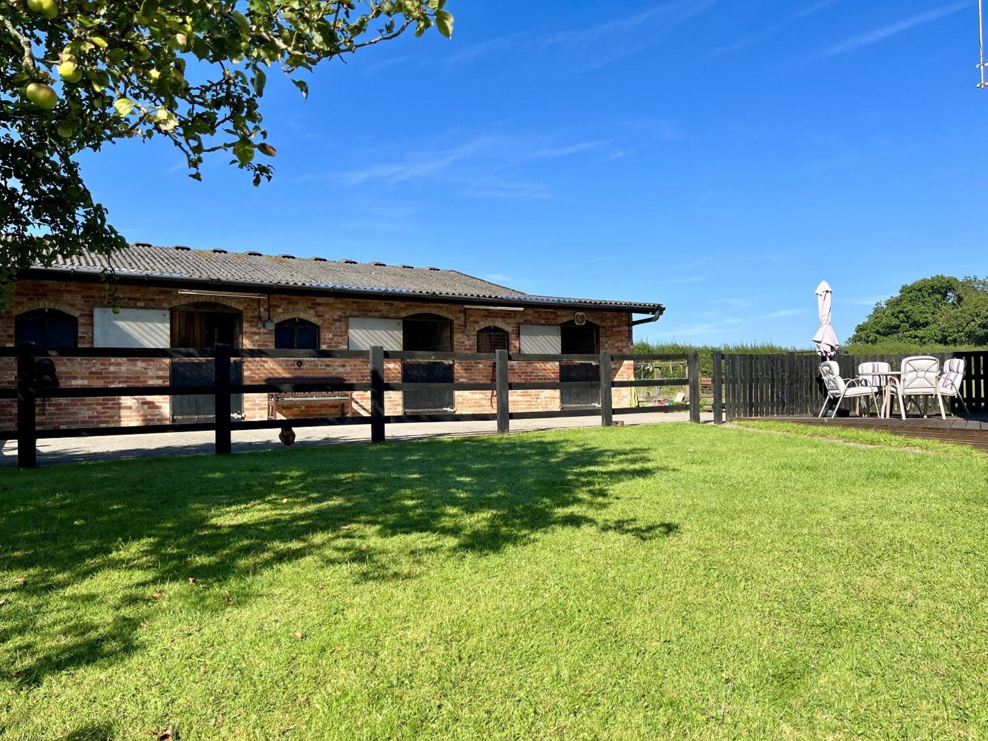 Priors Oak - A Cosy Studio With Countryside Views In Dorset Stalbridge Екстериор снимка