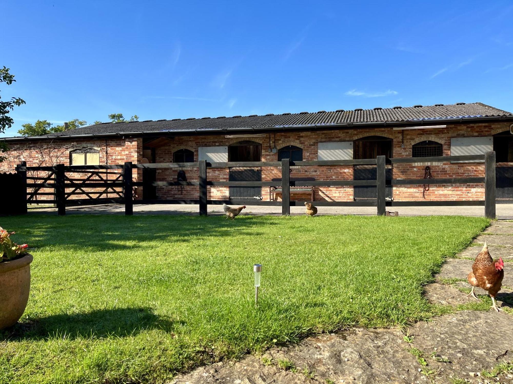 Priors Oak - A Cosy Studio With Countryside Views In Dorset Stalbridge Екстериор снимка